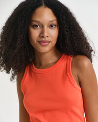 Top canelado com decote subido