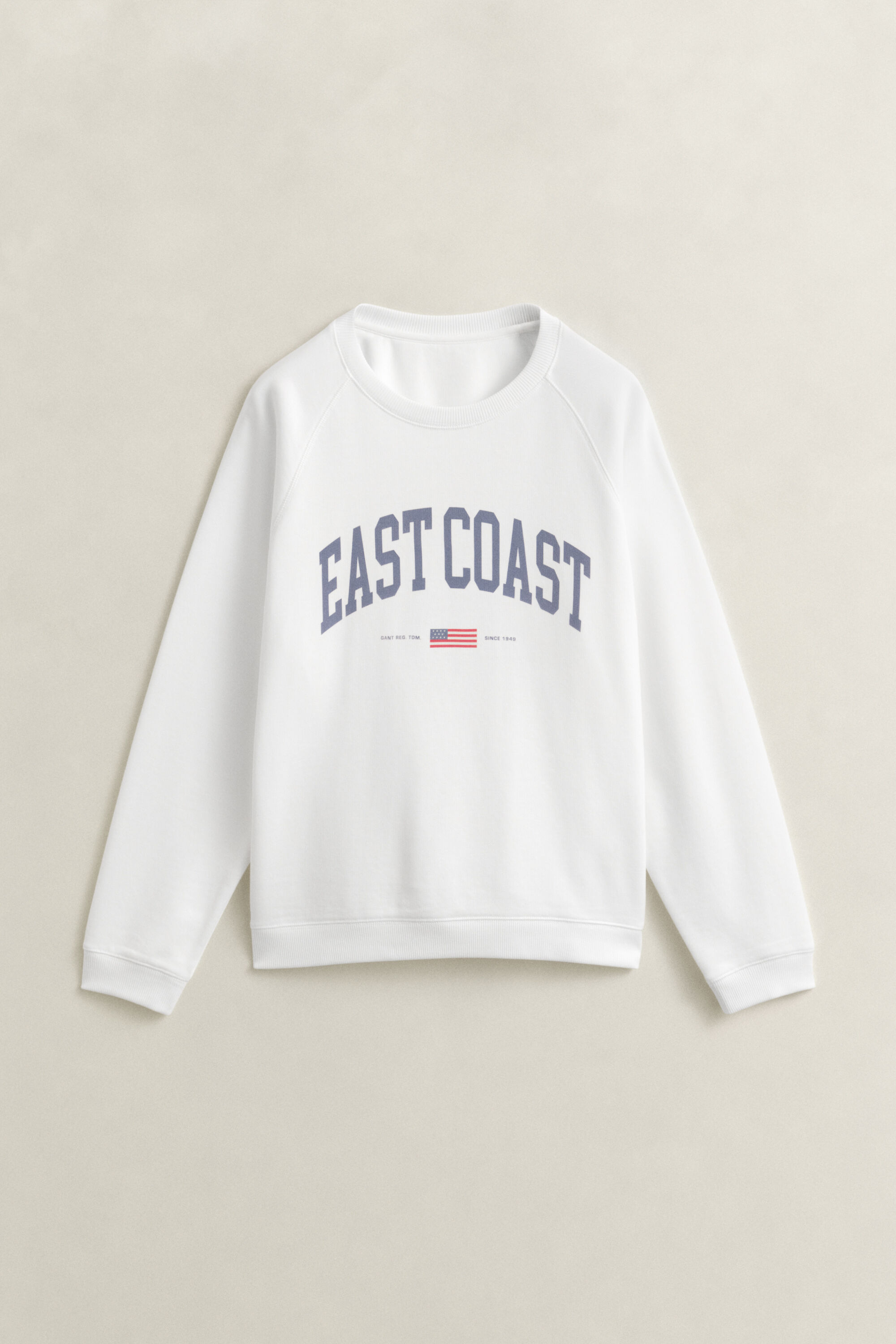 Sweatshirt com decote redondo e grafismo estampado