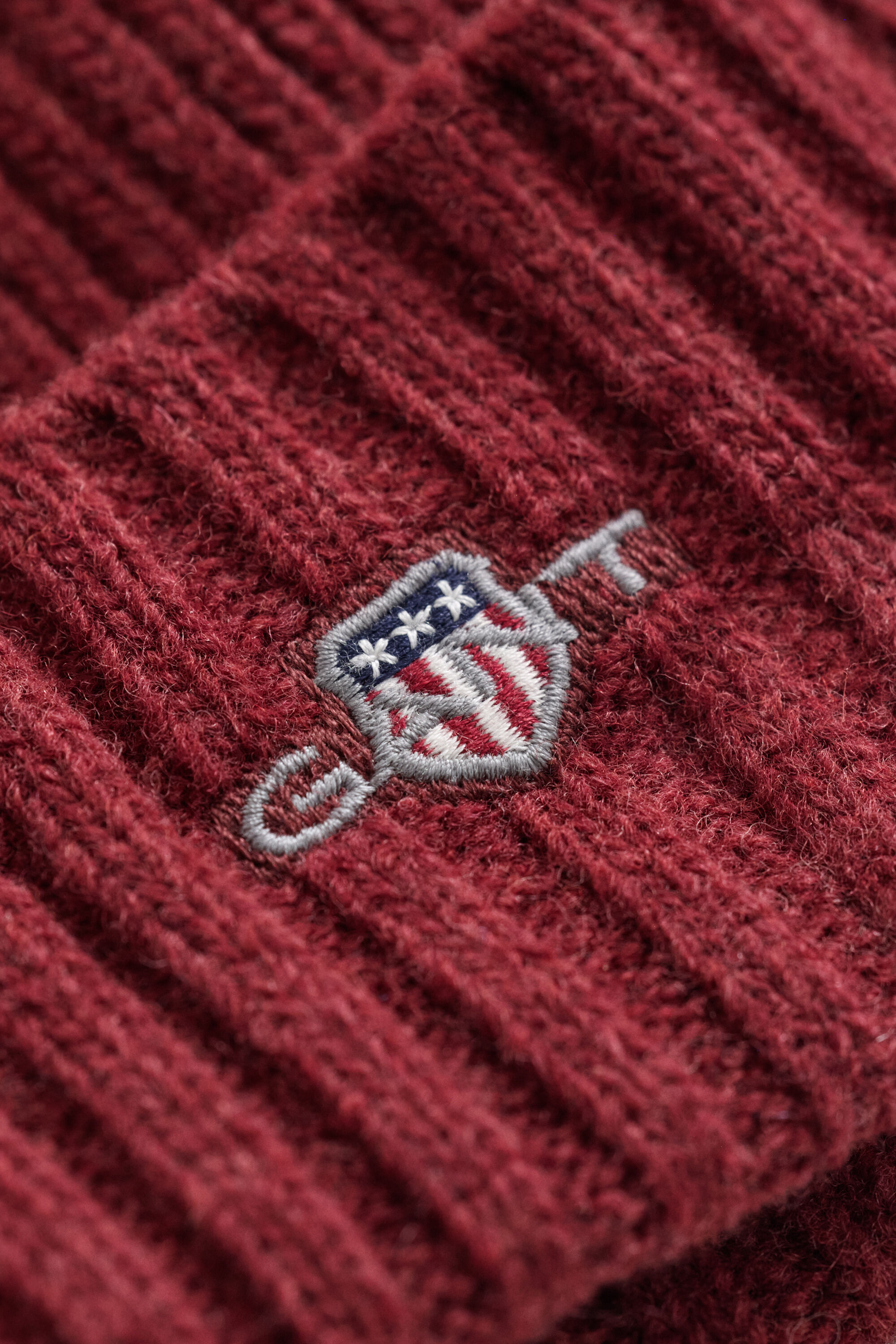 Gorro em lã Shield