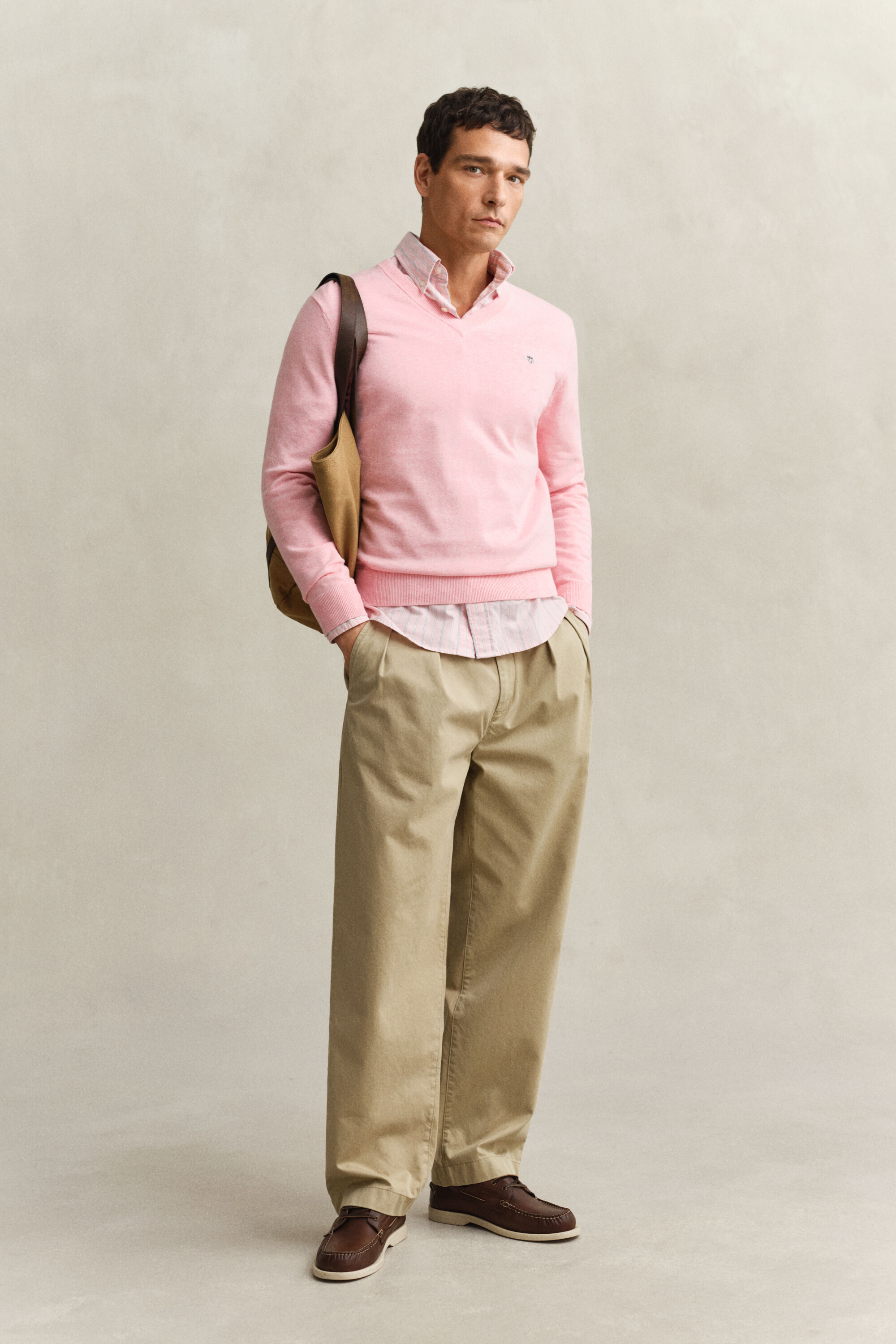 Pulover com decote em V em algodão clássico