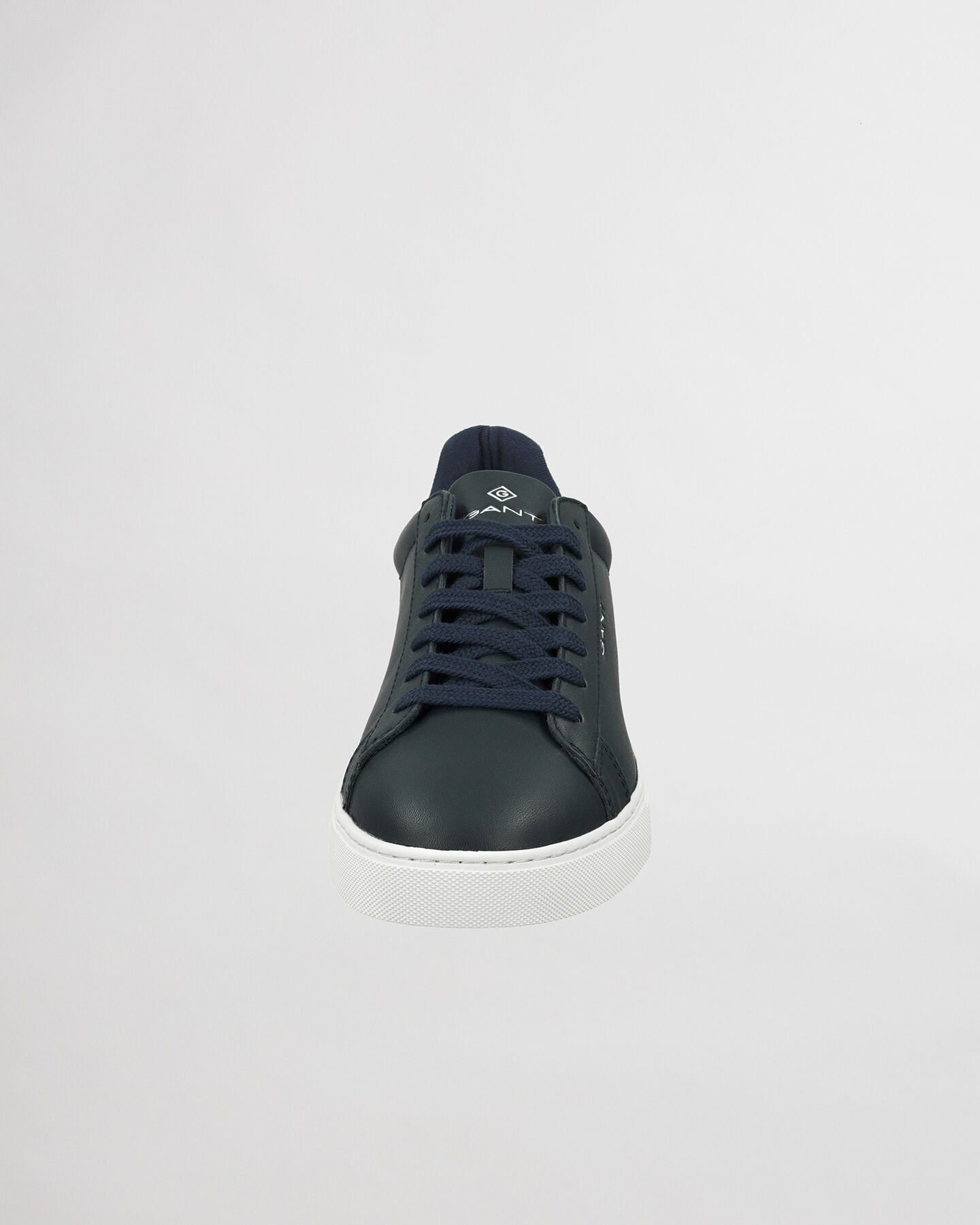 T&eacute;nis Mc Julien