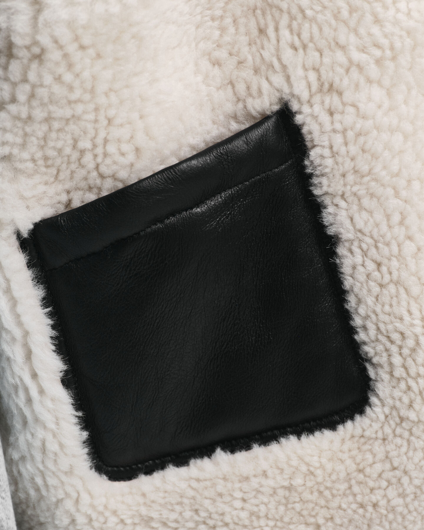 Sobretudo em lã de carneiro