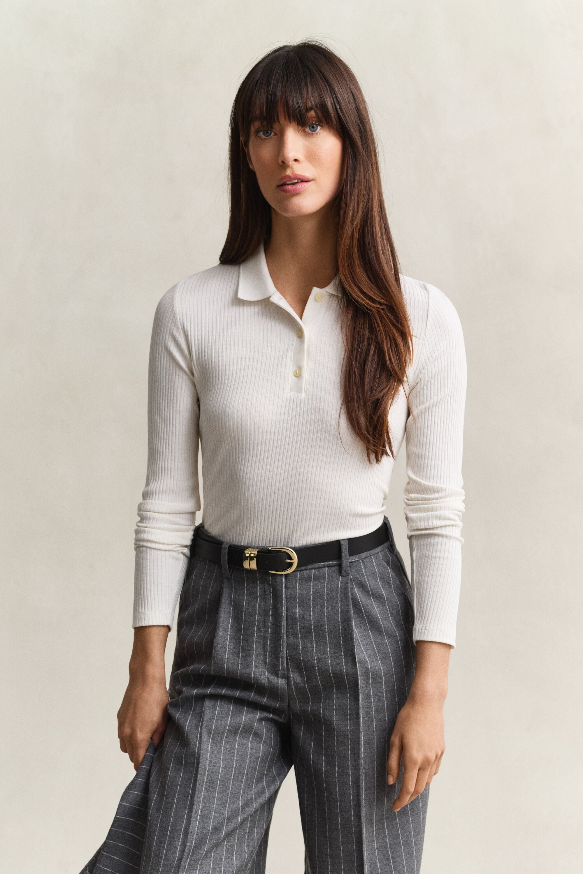 Camisola canelada tipo polo slim