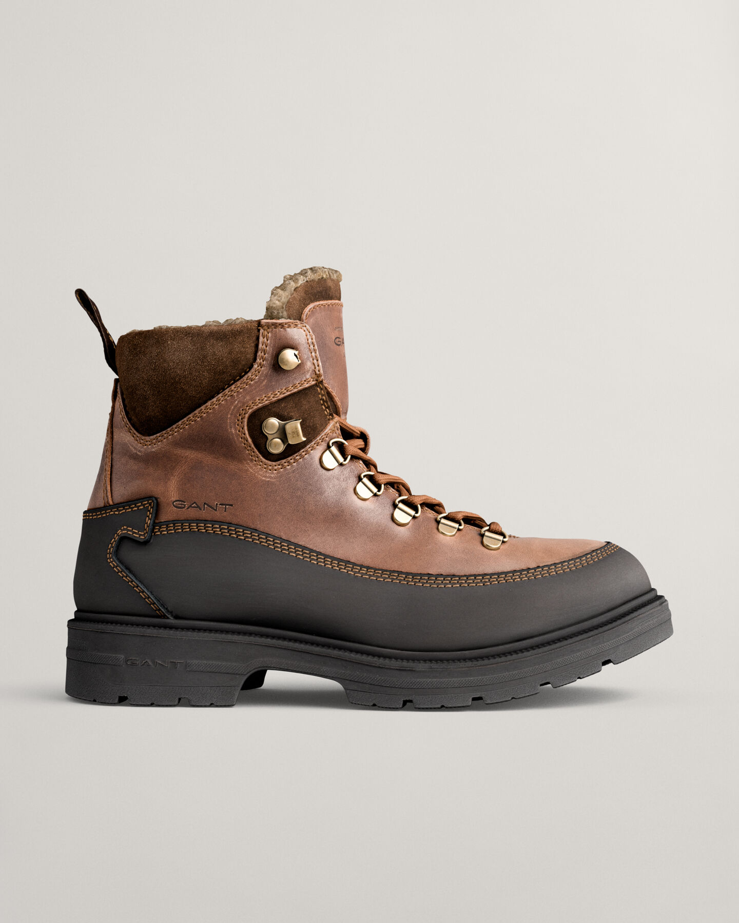 Botas de cano m&eacute;dio Gretty