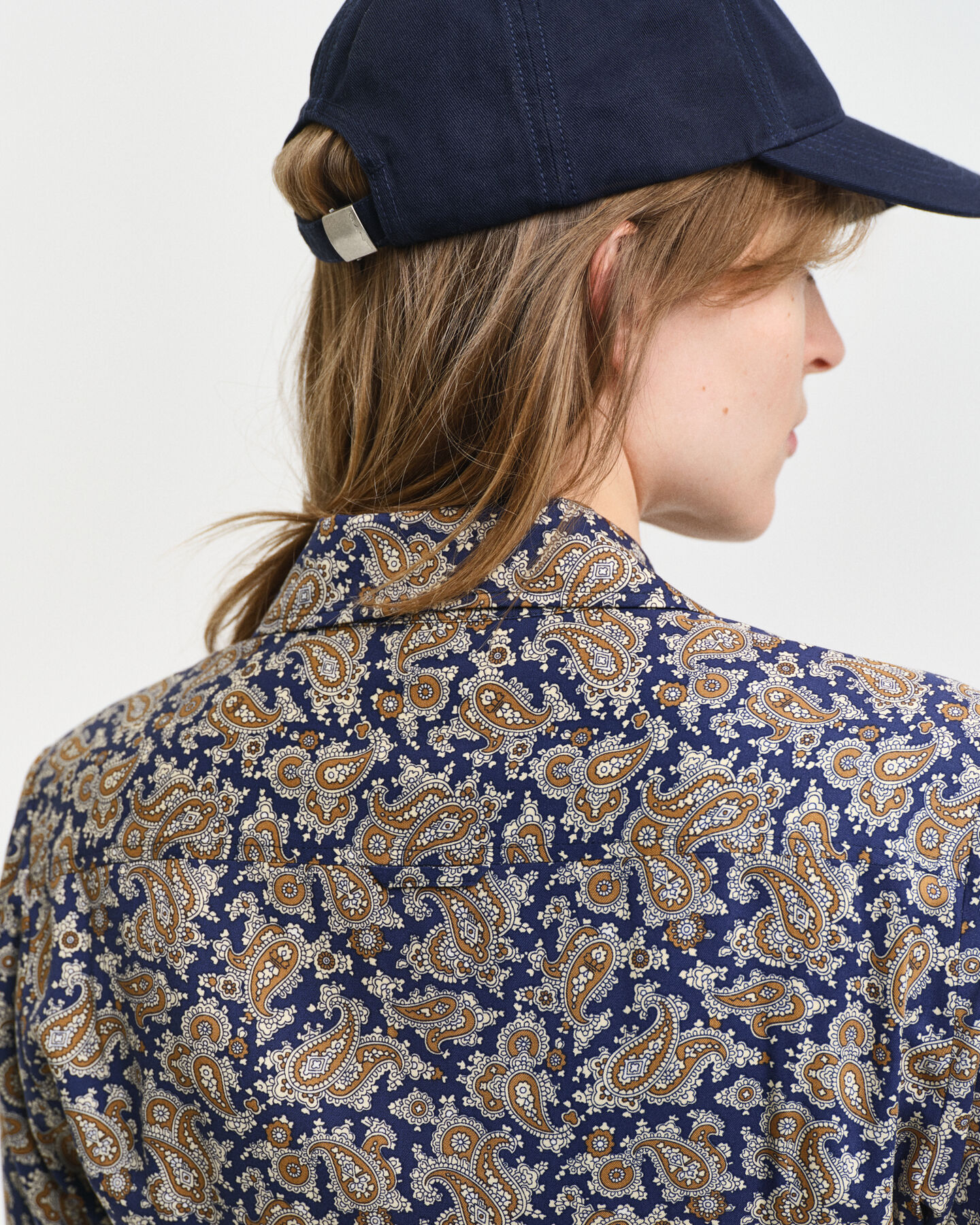 Vestido-camisa com padr&atilde;o Paisley