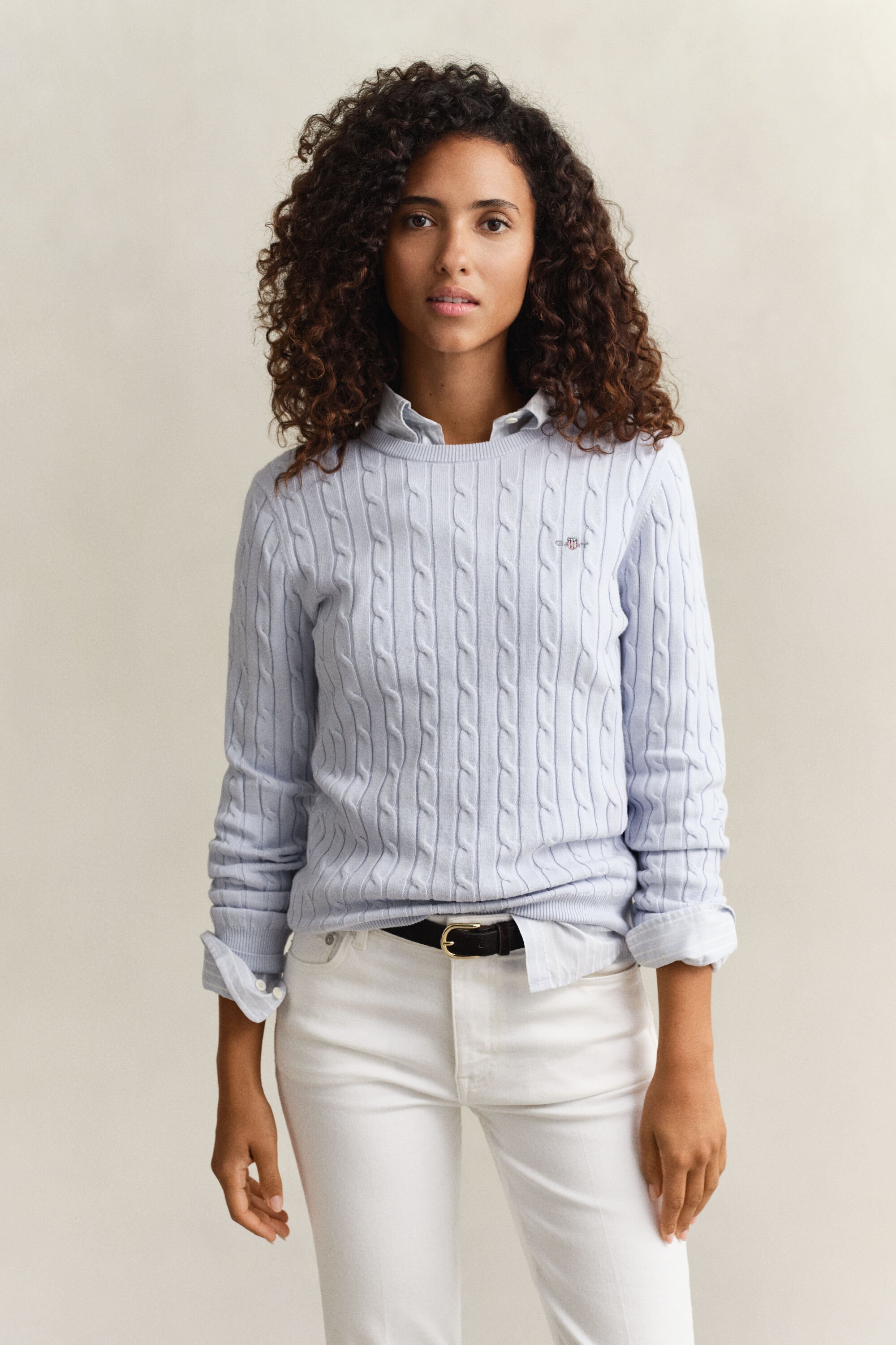 Camisola de malha entrançada com decote redondo