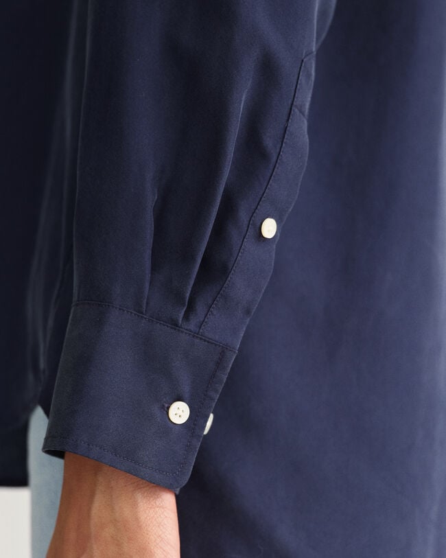 Camisa de seda descontraída