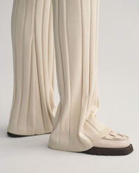 Calças em malha canelada