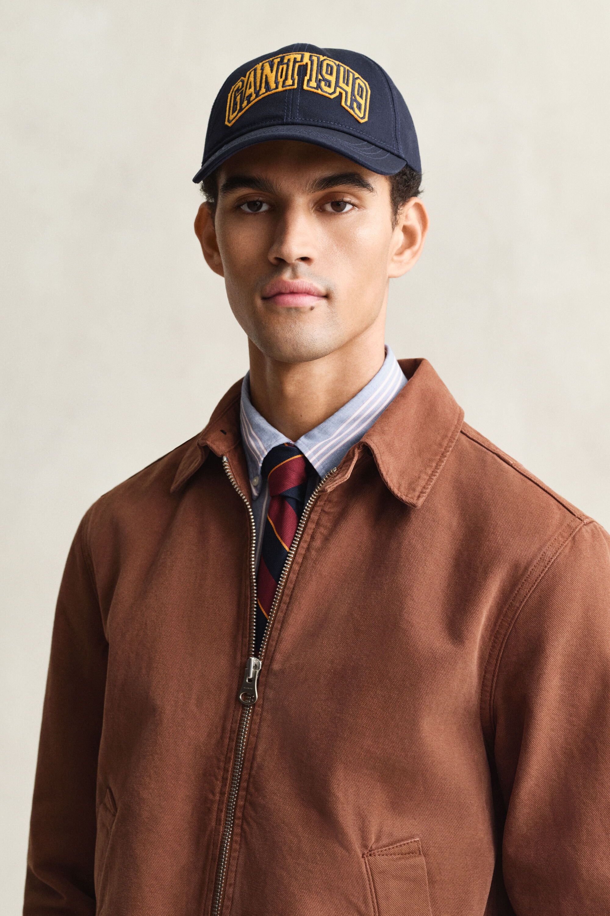 Boné em sarja de algodão Graphic