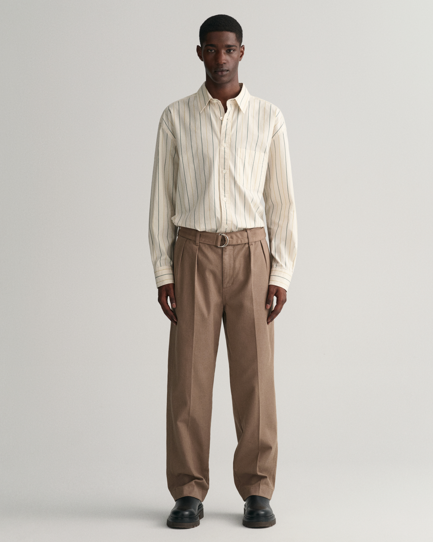 GANT Men Belted Pleated Chinos ,